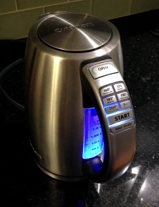 Cuisinart CPK-17 PerfecTemp Cordless Electric Kettle - household items - by  owner - housewares sale - craigslist